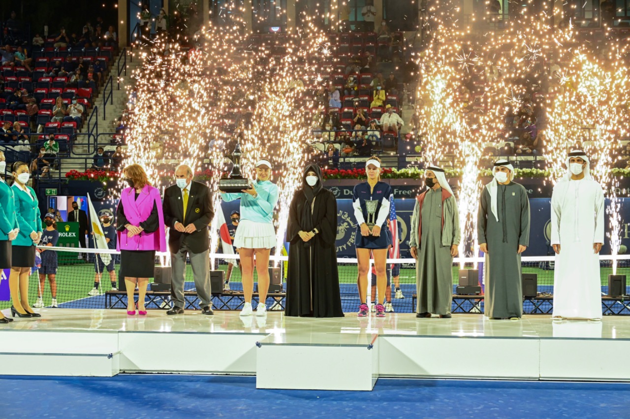 Latifa bint Mohammed piedāvā sieviešu kausu Dubaijas beznodokļu tenisa čempionātā