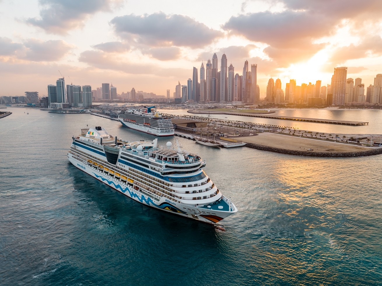 dubai cruise port schedule 2023