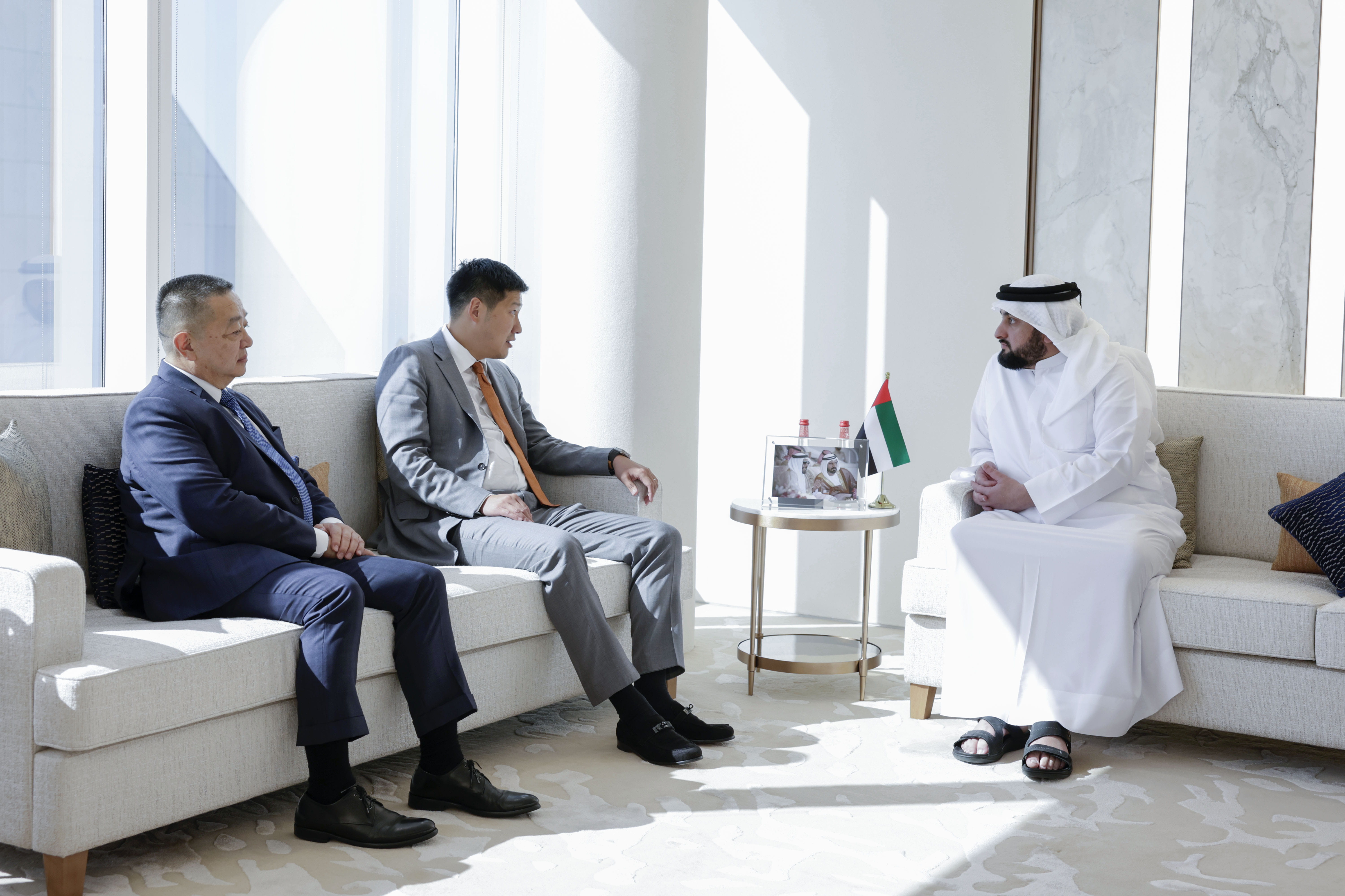 Ahmed bin Mohammed receives the President of the Mongolian National ...