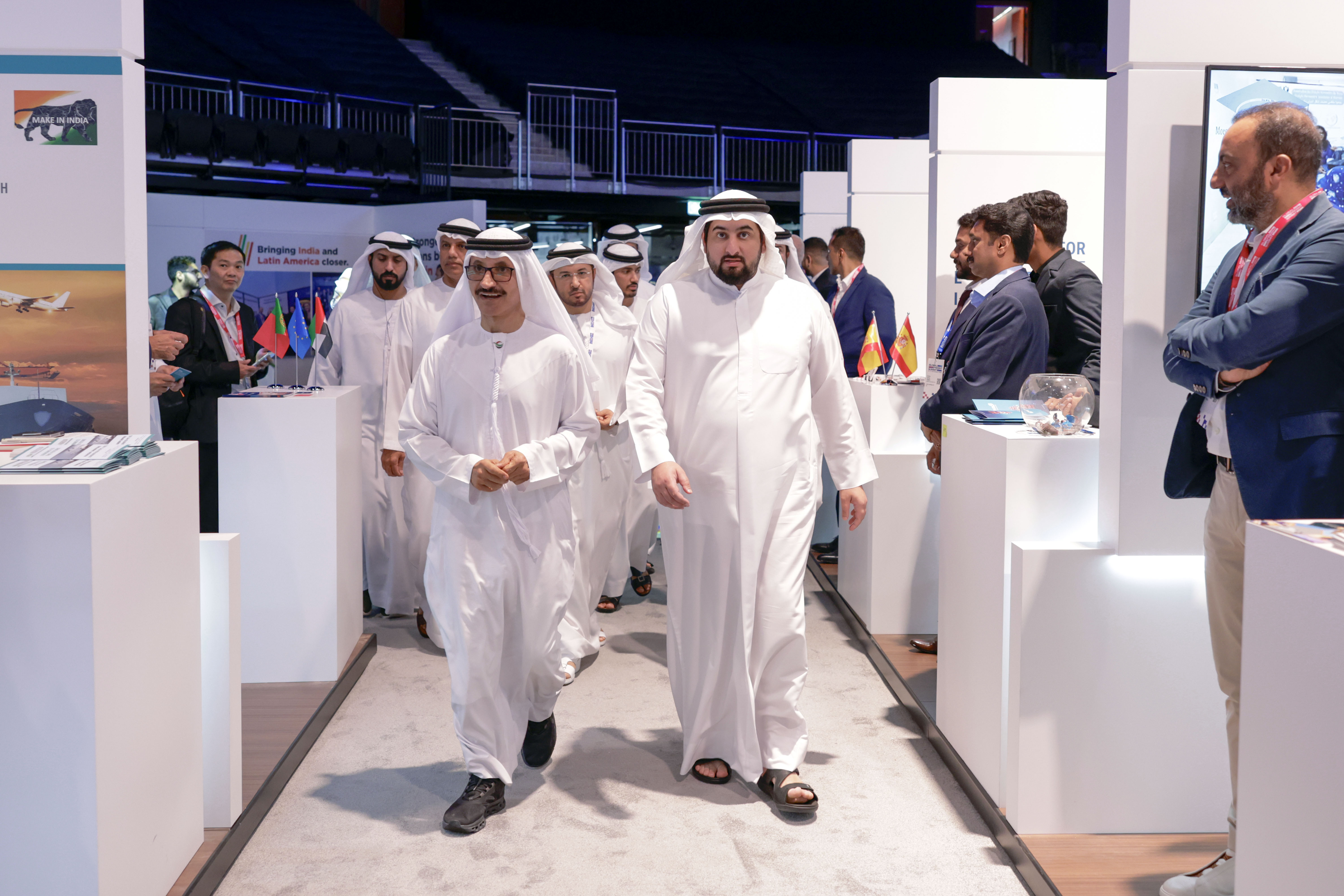 Ahmed bin Mohammed visits Global Freight Summit 2023