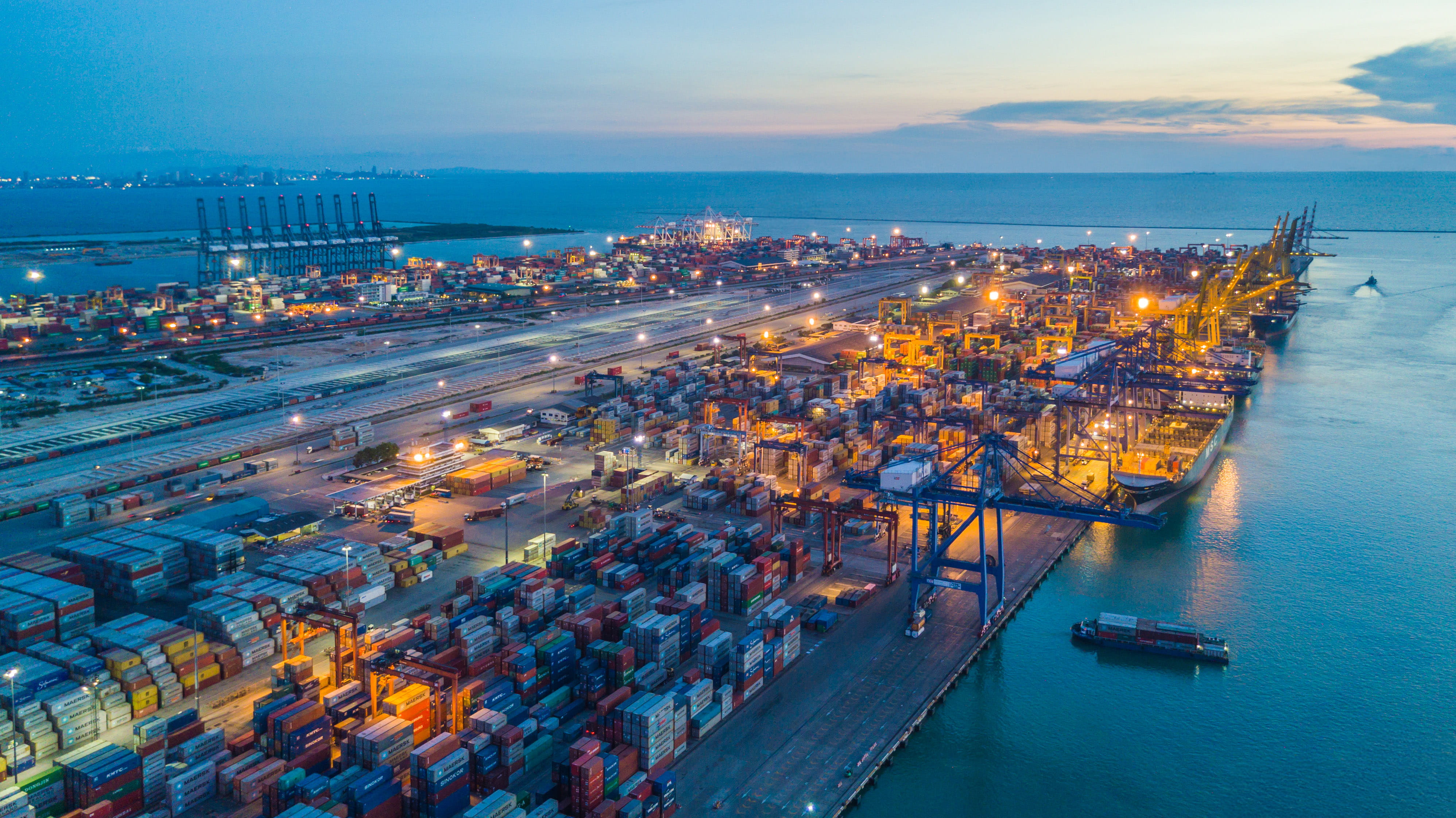 DP World ищет способ обойти Ормузский пролив через Фуджейру